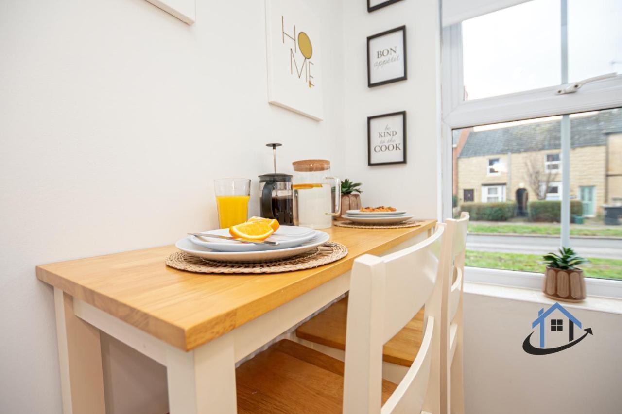 Ironside House, Thrapston King Or Twin Beds, Free Parking, Workspace, Corporates, Sleeps 8 Thrapston (Northamptonshire) Exterior foto